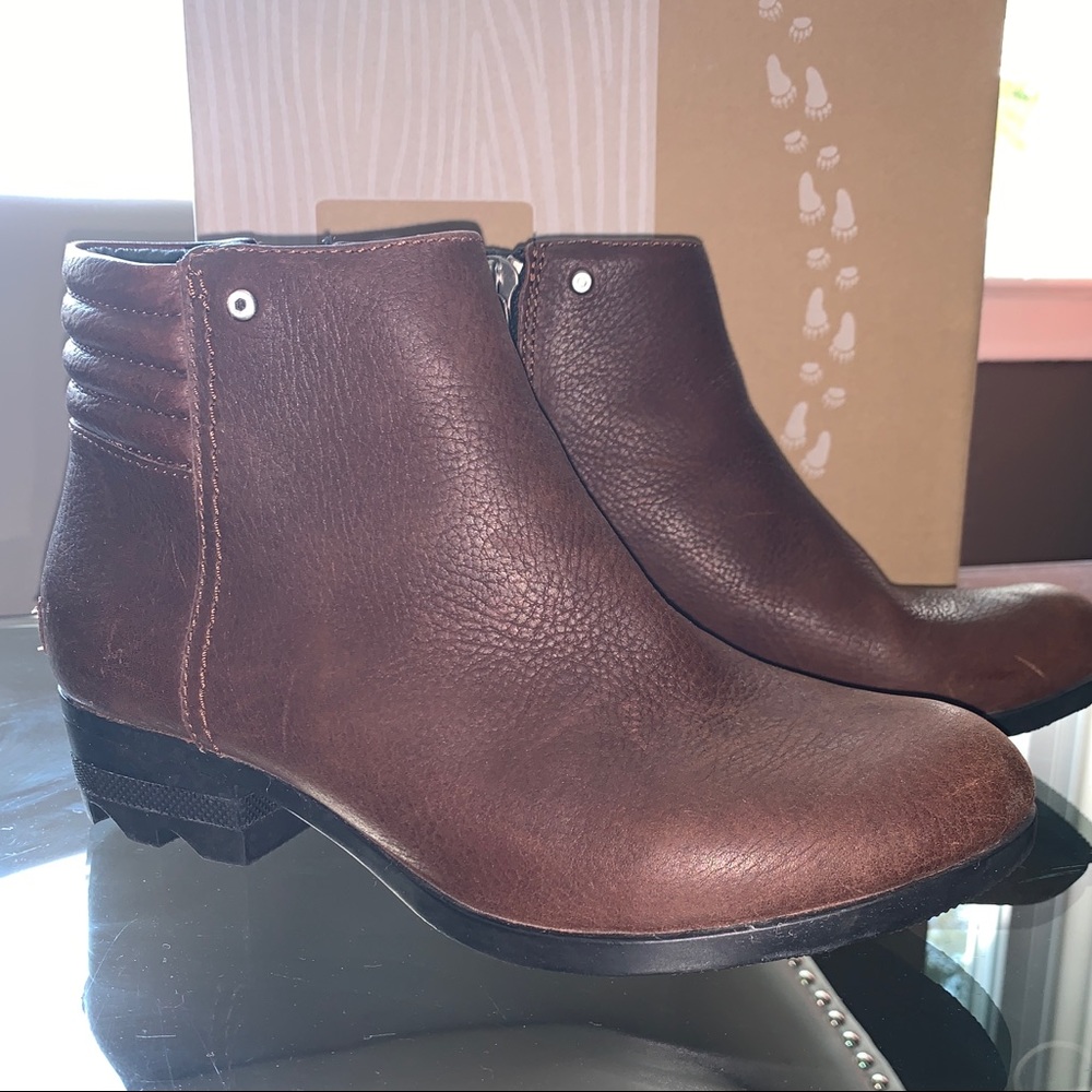 Brown Sorel Boots